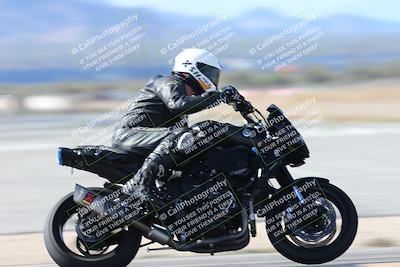 media/Nov-16-2025-Race Pace (Sun) [[8c5fa54630]]/Verified Riders/3-Turn 14 (1045am)/